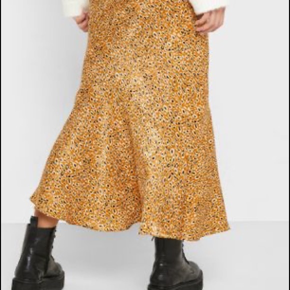 NWT Topshop Mustard/Black Leopard Print Flounce Maxi Skirt - Size 8 EUC - Picture 13 of 13